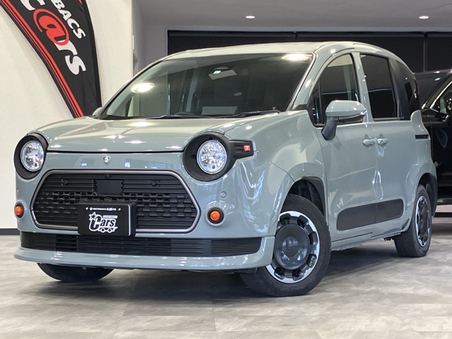 ダムドから発売されているトヨタ シエンタ用のフェイスチェンジキット スチュアート完成です！ 店頭に並べてます！お気軽にご来店下さい！中古車の取付、新車コンプリートでのご納車も可能です！ダムドダムド女子DAMDDAMDANGIEダムド男子ダムドスチュアート