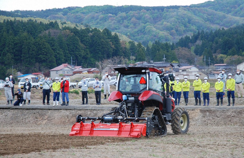 トラクタが自動走行 日本の農業ロボット、離陸へ2015年6月号事業構想オンライン