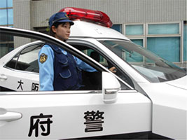 街中を走る「パトカー」どんな仕事している？ 意外と大変!? 「警察官のパトロール」の気になる業務内容とは？くるまのニュース