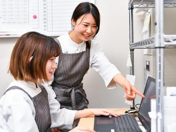 百寿のお祝い｜ケア付き高齢者住宅「明日見らいふ南大沢」(東京都八王子市)｜LIFULL 介護(ライフル介護)