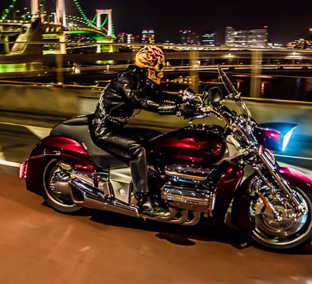 え、このまま売ってたの!? 北米ホンダ製カスタムクルーザー おおらかが過ぎる「ワルキューレ・ルーン」の秘めたる挑戦とは!?バイクのニュース