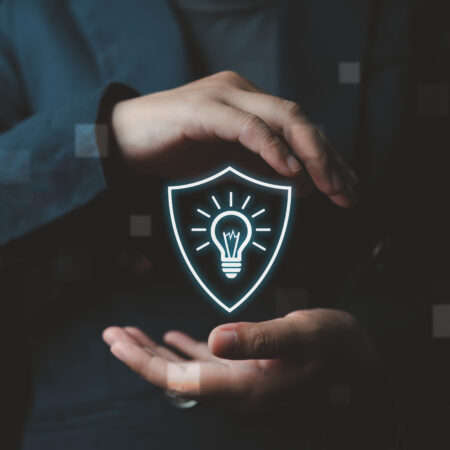 手と心のロゴのテンプレート ベクトルの社会貢献 血または寄付または医療やボランティアのサポート デザインのアイコン 人間の手は赤の心と緑の葉の分離記号 ストックベクター ©Sonulkaster 181312908