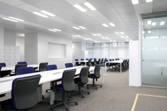 オフィスコム株式会社オフィスデザイン・レイアウト事例オフィスコム株式会社