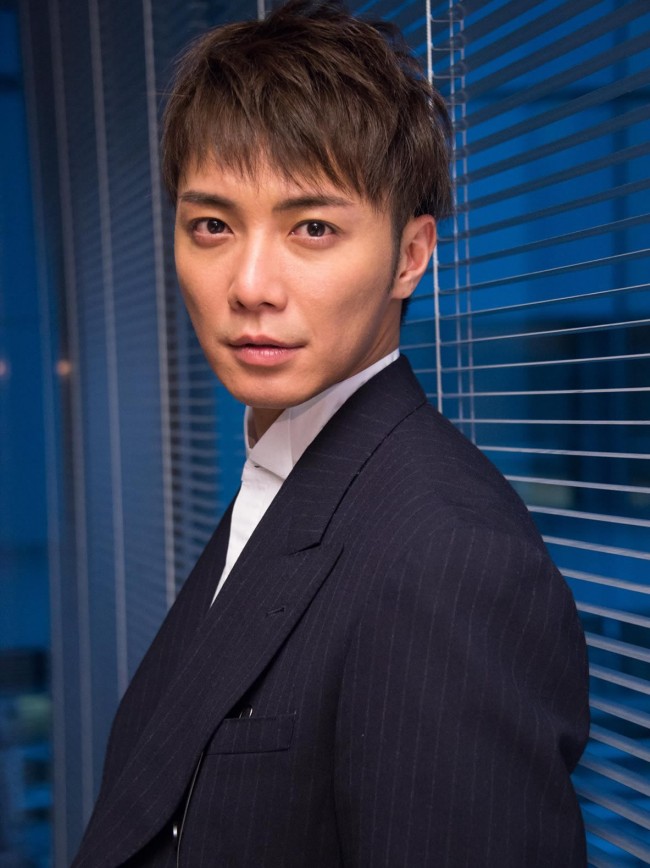 成宮寛貴が本名の「平宮博重」で8年ぶりに俳優業再開、現在配信ドラマを撮影中 今後も立て続けに出演かNEWSポストセブン - Part 2