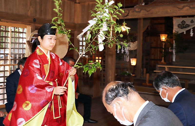 石井里幸伝統文化の危機？神社が年に100社消滅する理由とは 連載 若者が知っておきたい神社のコト- あしたメディア by BIGLOBE