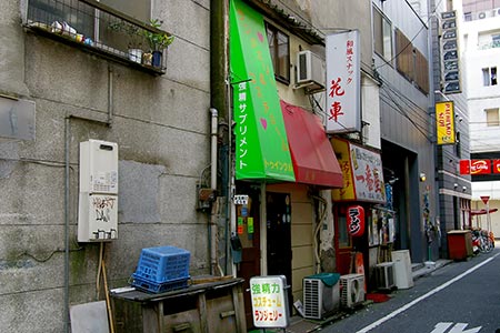 大人のデパートエムズ（公式） | 池袋駅東口からサンシャイン60通りを直進徒歩5分