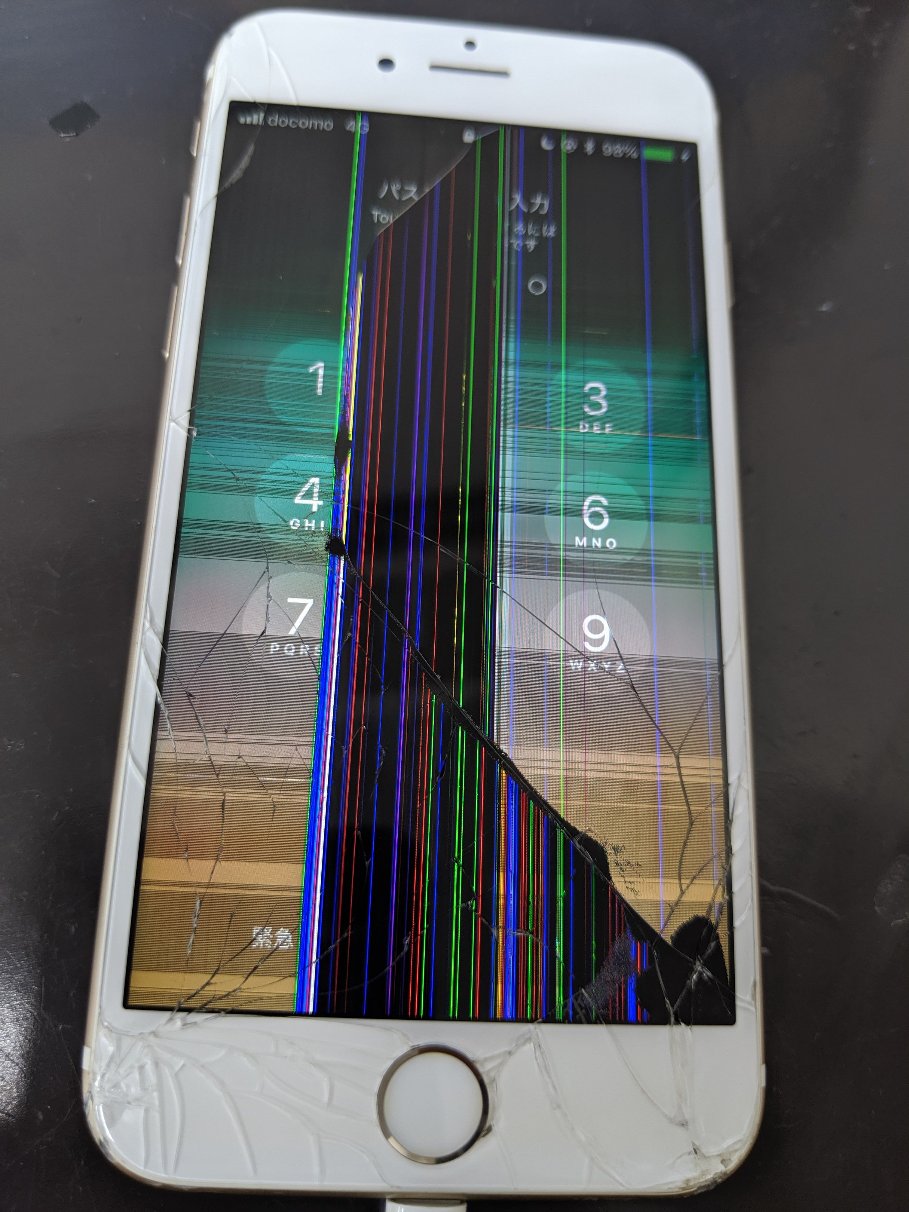 画面が割れたスマホ」を使い続けるその理由ロケットニュース24