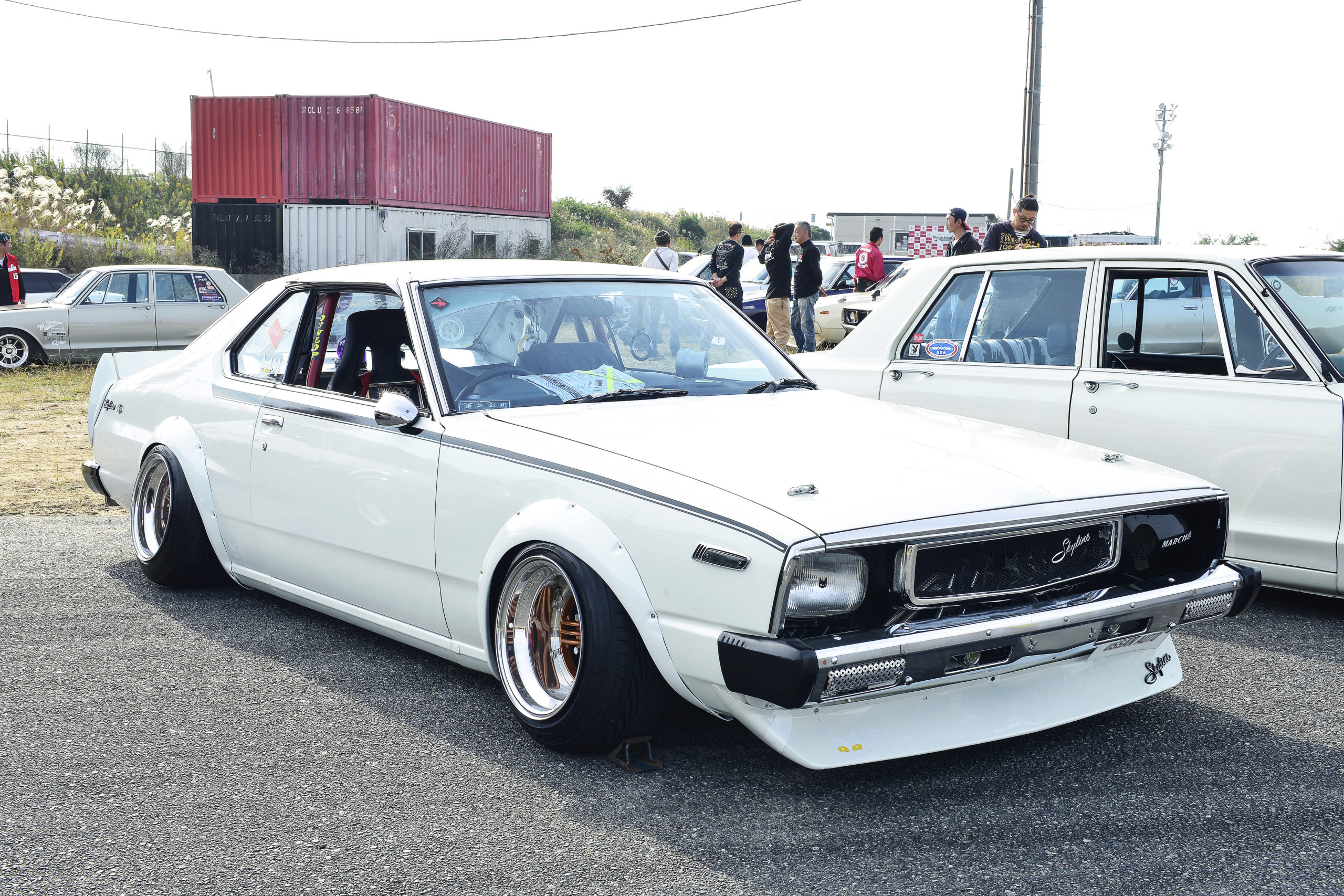 ネコのロゴがかわいい☆お車用のマグネットシートを製作いたしました🐈看板印刷屋