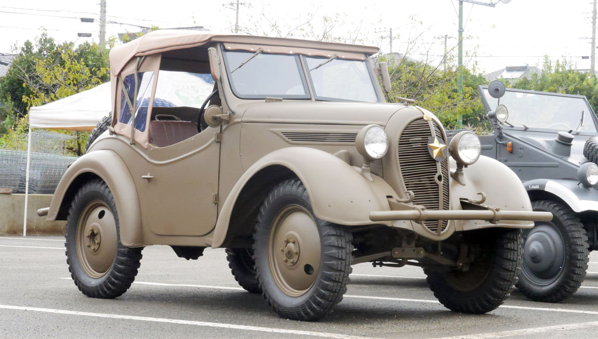 車屋四六 くろがねベビーという車