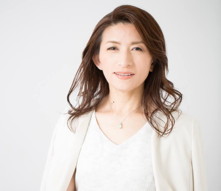 大阪市でプロフィール撮影なら株式会社ラズスタジオ大阪の撮影会社広告写真・商品撮影・カメラマンラズスタジオ