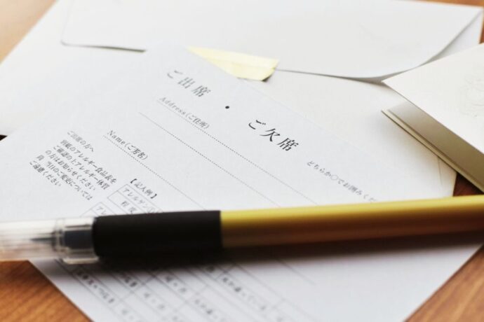 招待状の返信ハガキ、代筆いたします 結婚式や同窓会の返信葉書、心を込めて仕上げます。ココナラ