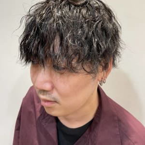 ヘアーサロンCLOVER 新横浜２丁目レンガ通り店|美容師・美容室の求人・転職サイト【ココネクト】