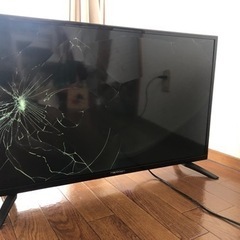液晶テレビ画面割れジャンク 物が当たってしまい画面割れてます。 それまでは問題なく使用してました。 B-CASカードは付属いたしません。liveＪＲ小倉のテレビ 液晶テレビ の中古あげます・譲りますジモティーで不用品の処分