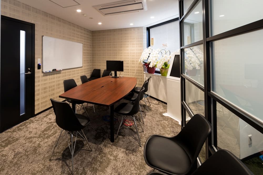 オフィスのミーティングスペース事例7選！アイディアや注意点をご紹介