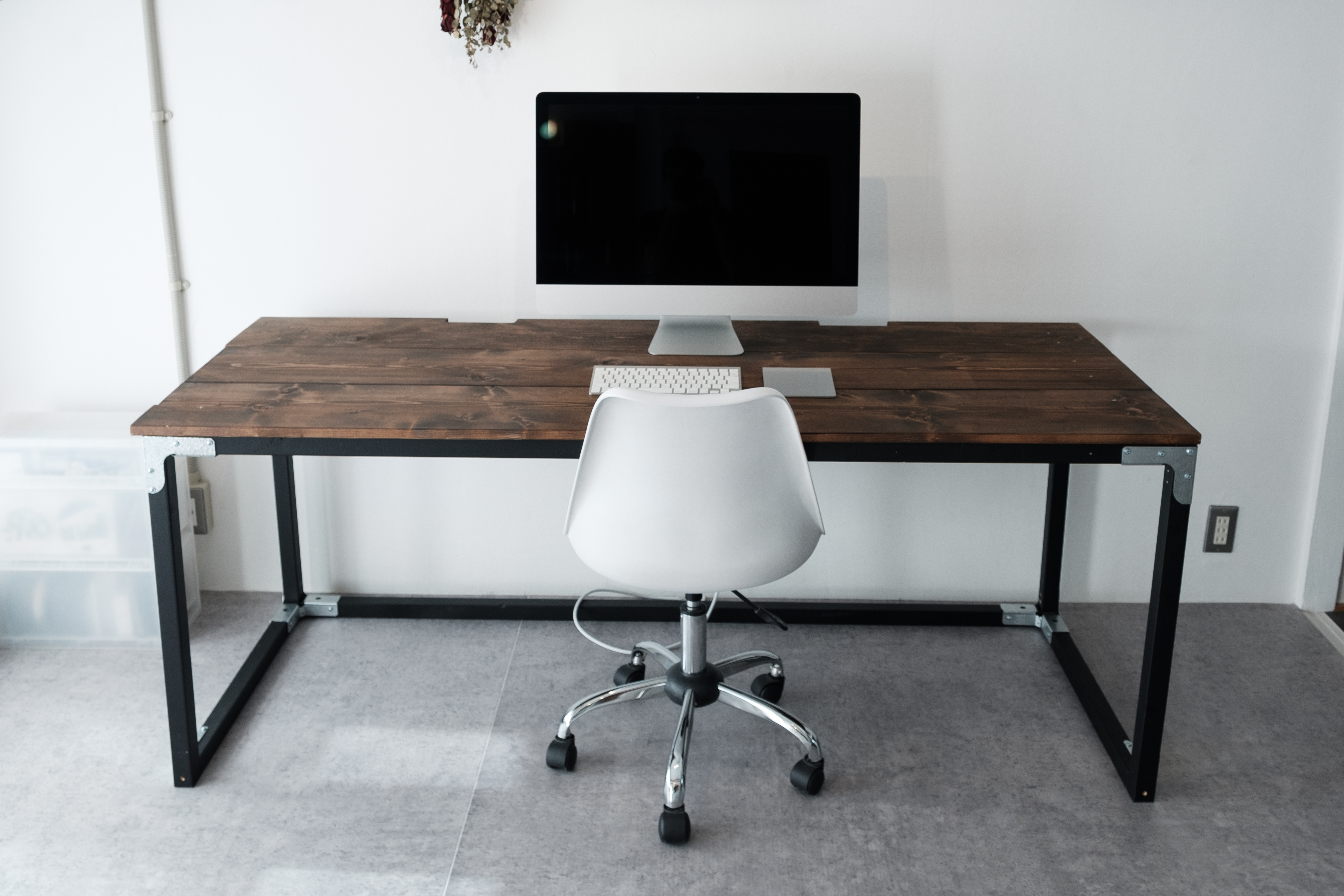 シンプソン金具で作る ブルックリンスタイル ワークデスクDIYレシピ