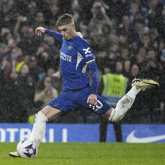 コール・パルマーの年俸・移籍金・市場価値を完全解説！驚異の成長と“今いくら？”がすべてわかる