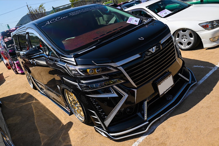 本日のピックアップイラスト🚗³₃ 「アルファード」車のいらすとや愛車イラスト車イラストオーダー車イラストグッズcustomcarsアルファード いらすとやミーティングエントリー受付中‼️ 愛車イラスト依頼は公式サイトより受付中✒️