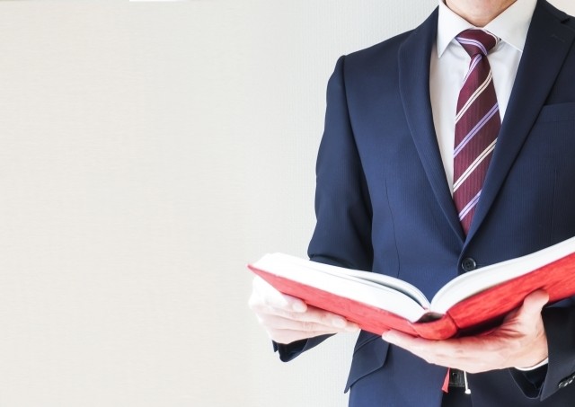 権化」の意味とは? 使い方・例文や言い換え表現をわかりやすく解説マイナビニュース