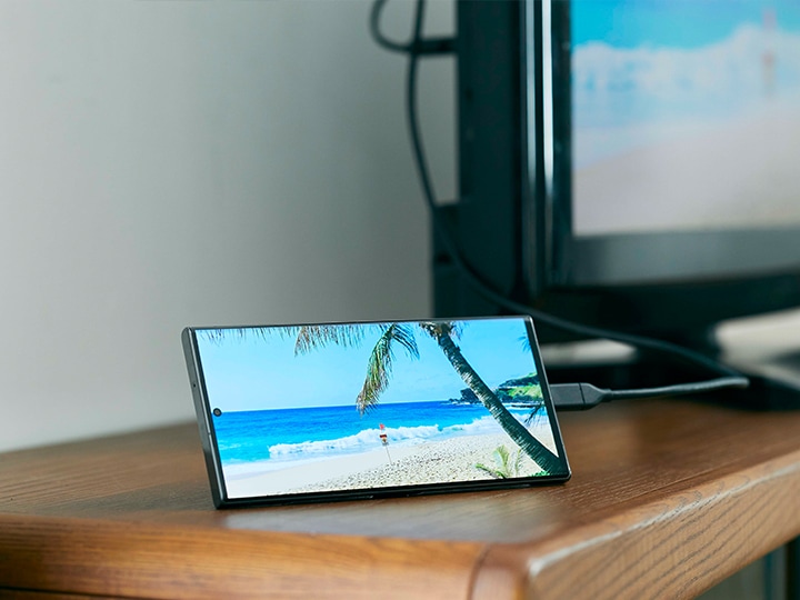 harupipi_mama E-Tab関連で連日失礼します💦 スマホからテレビへのミラーリングのやり方について質問を受けることが多いのでご説明します😌 純正のAppleTVだとすぐスマホに ミラーリング先の情報が出てくるんですけどE-Tab付属のキャストだと出てこないことがあるので