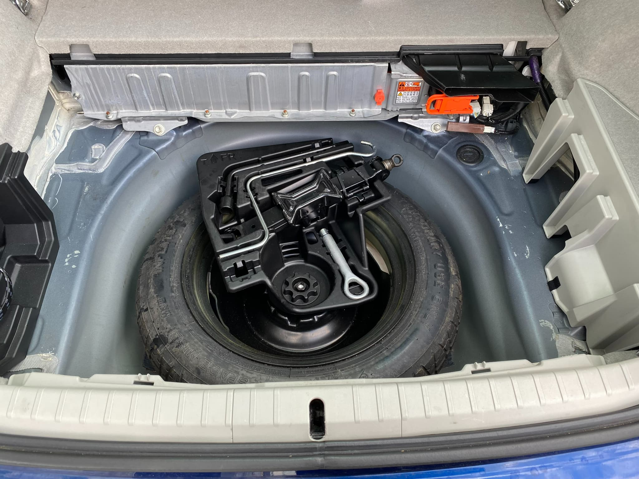 プリウスの三角のビックリマークを徹底解説プリウス