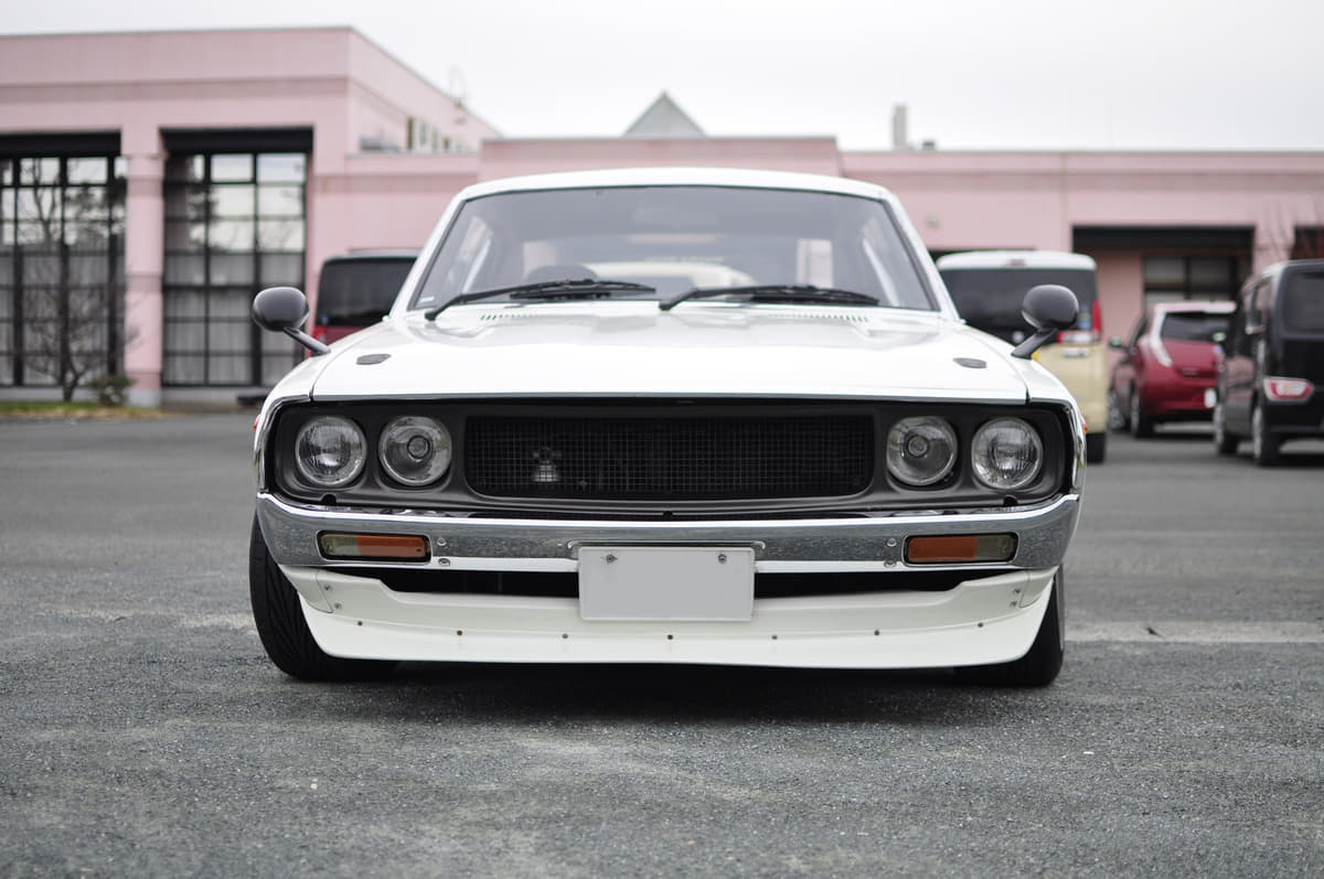 クラウンがヤン車と呼ばれる理由、ヤンキー仕様や悪いイメージの実態