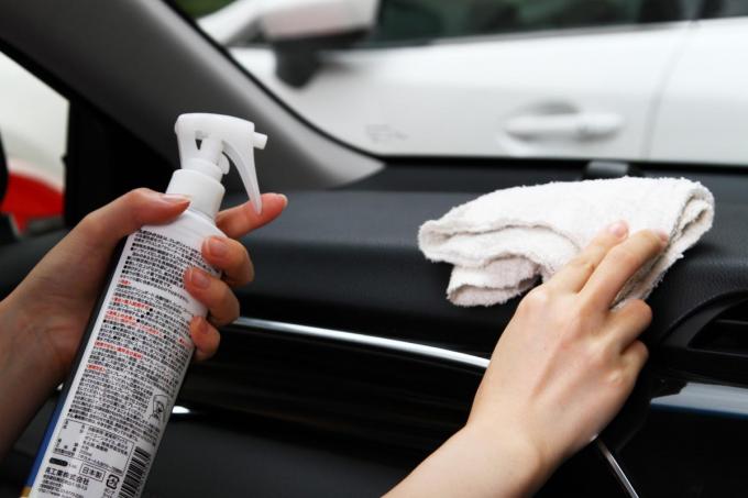 内装樹脂パーツの傷 塗装なしで修理する方法DIYカーメンテナンス