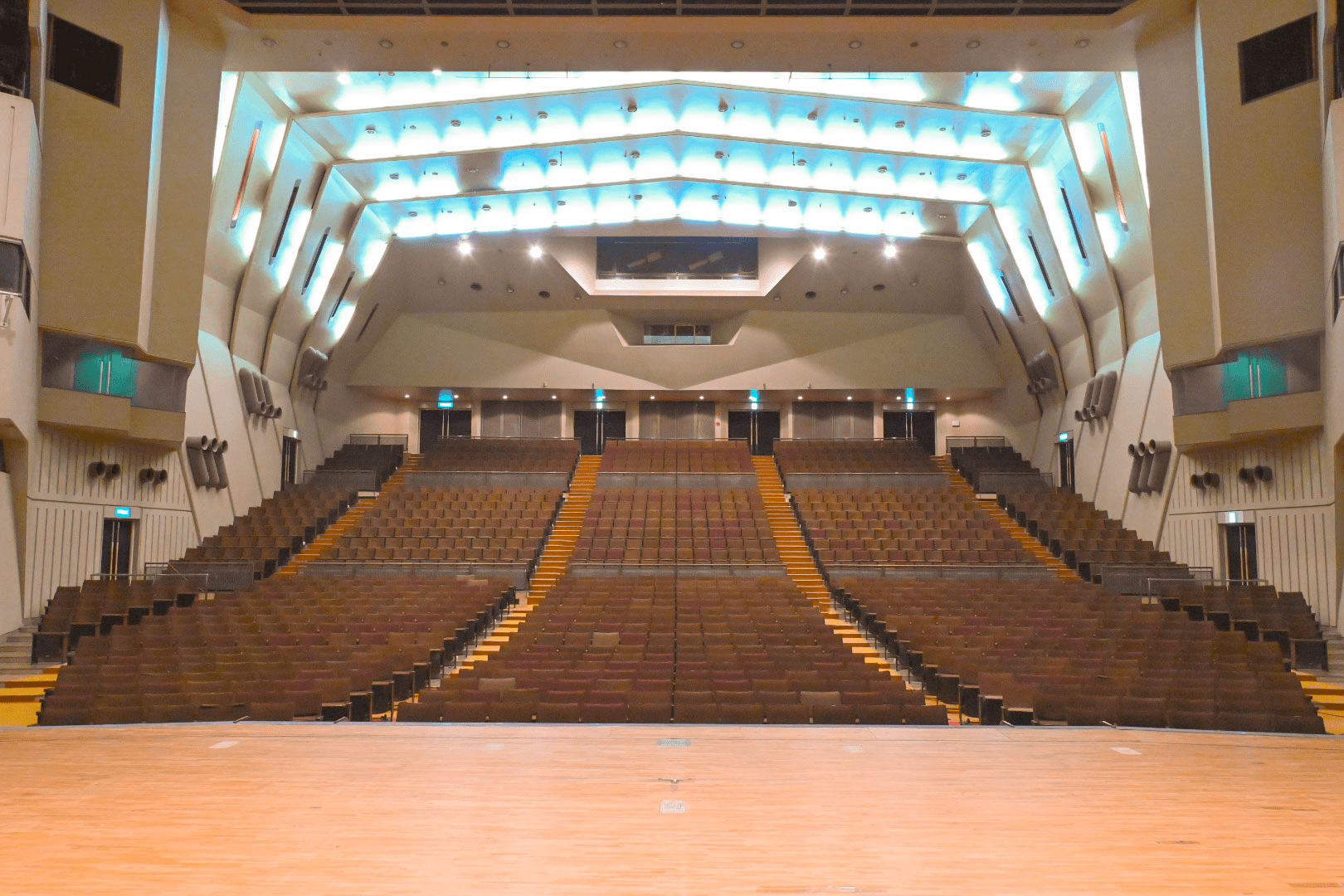 ホール座席表・舞台図面茨木市文化・子育て複合施設 おにクル