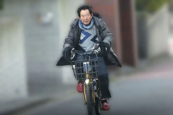 画像・写真5枚目 東尾理子 つけなくなった結婚指輪 石田純一の“家庭崩壊宣言”の裏で見せていた変化女性自身