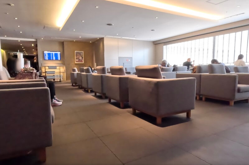 ングラライ国際空港 デンパサール国際空港 「PREMIER LOUNGE」の詳細情報 - 空港ラウンジ.com