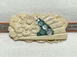 芝山細工蒔絵大飾棚紅木蒔絵博古櫃 Q075骨董店 のびる 古美術 骨董 和風建具 蔵戸 買取のご相談