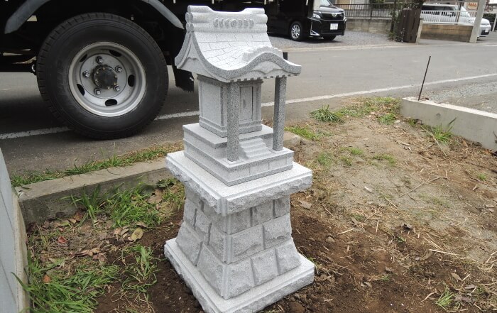 愛知県岡崎市の日本庭園石灯篭・水鉢蹲 つくばい ・石製品の製造販売杉田石材店の祠 お社 地の神様製品一覧