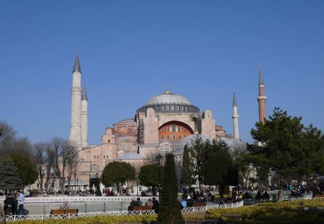 ハギア・ソフィア; チケット、入場料、営業時間、交通手段