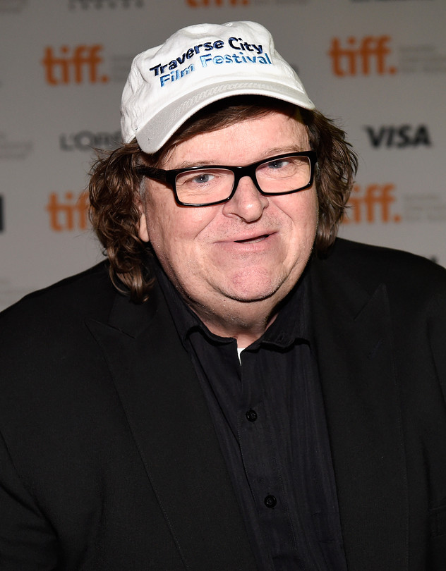 Amazon.co.jp: マイケル・ムーア in アホでマヌケな大統領選DVD: マイケル・ムーア: DVD