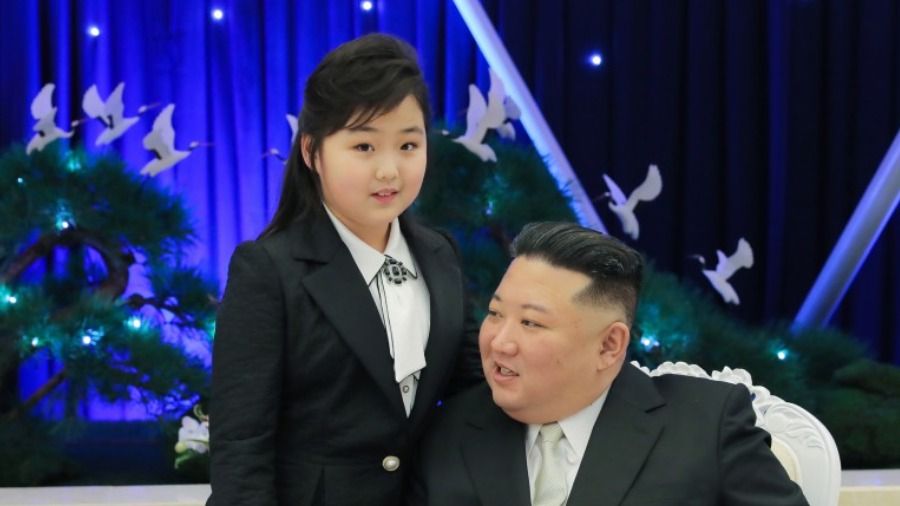 正恩氏、日本語を使った！」韓国の超有力紙が”バケツ”の使用を スクープ として報じた理由 吉崎エイジーニョ- エキスパート - Yahoo!ニュース