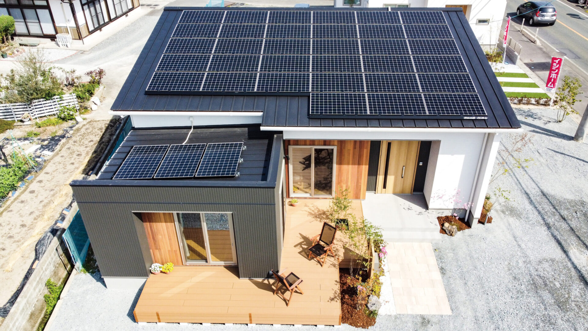 価格や費用感も紹介！ 太陽光発電＋テスラ蓄電池のある生活 電気