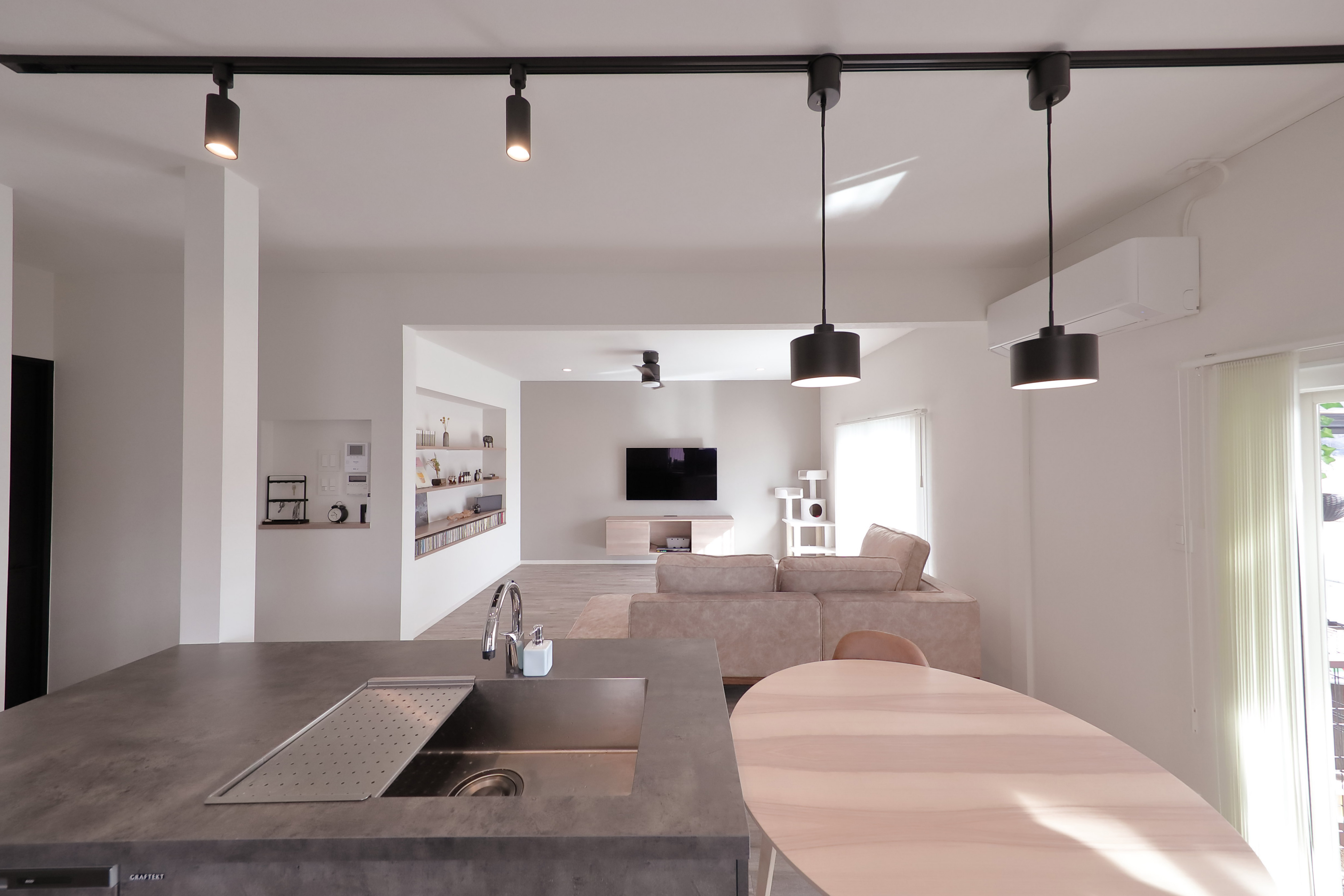 ダクトレールがダサいと感じる原因&おしゃれに見えるコツ 失敗 後悔を予防- パキキ pakiki