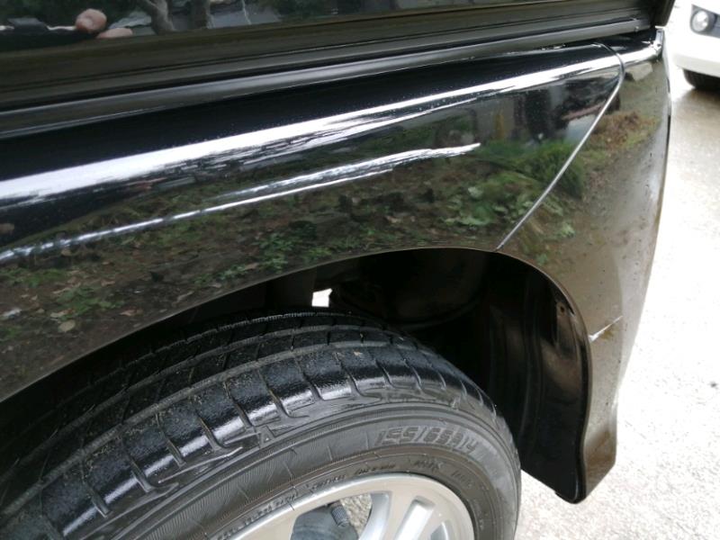 車の修理について質問です。先日車をガードレールに擦 』 トヨタ のみんなの質問