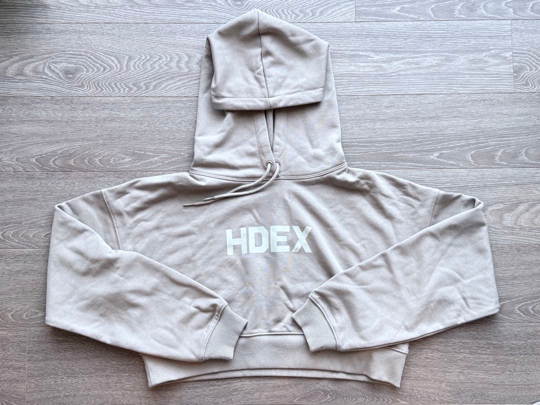 Netflix韓国のスクリーンから美の世界へ! 俳優キム・ジンヨング デックス が韓国のコスメブランドOBgEの新顔に。 ヒーロー dex_xeb@obge_official @suremagazine surekorea デックス