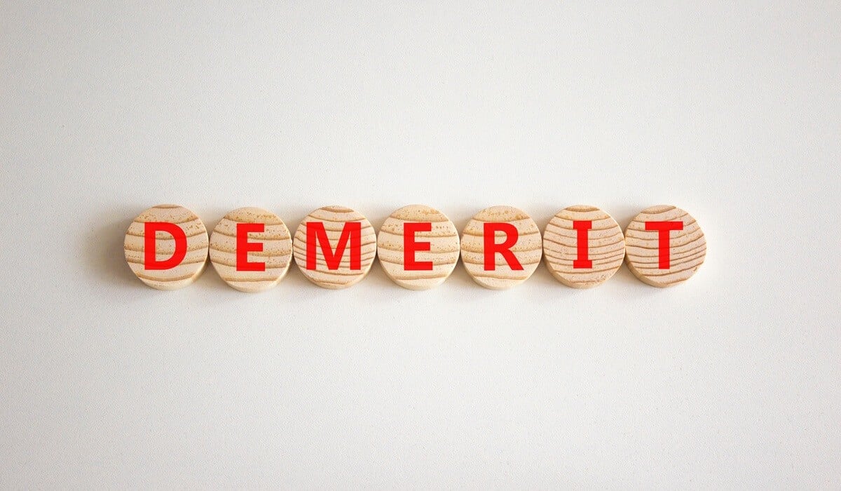 楽天ポイント投資はデメリットばかりで危ない？やり方・ポイント運用との違いも解説オカネコマガジン