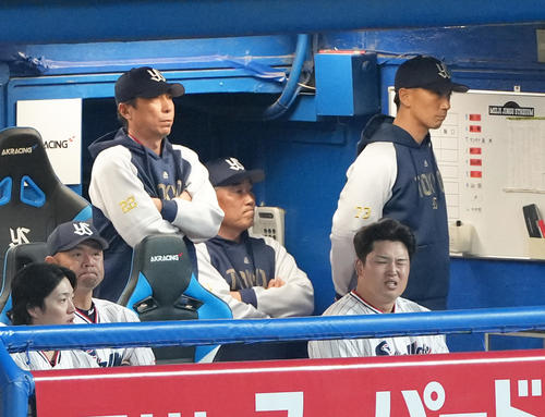 村上、球団最年少１億円 ヤクルトプロ野球沖縄タイムス＋プラス