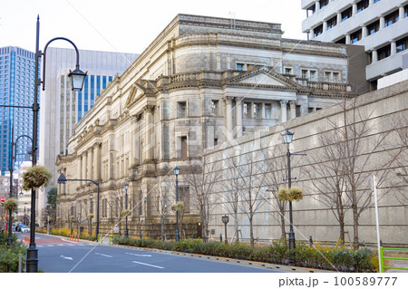 日本銀行本店 - 東京都中央区 - 重要文化財の大レンガ建築 - 三越前駅3分 - 伝統の日本紀行