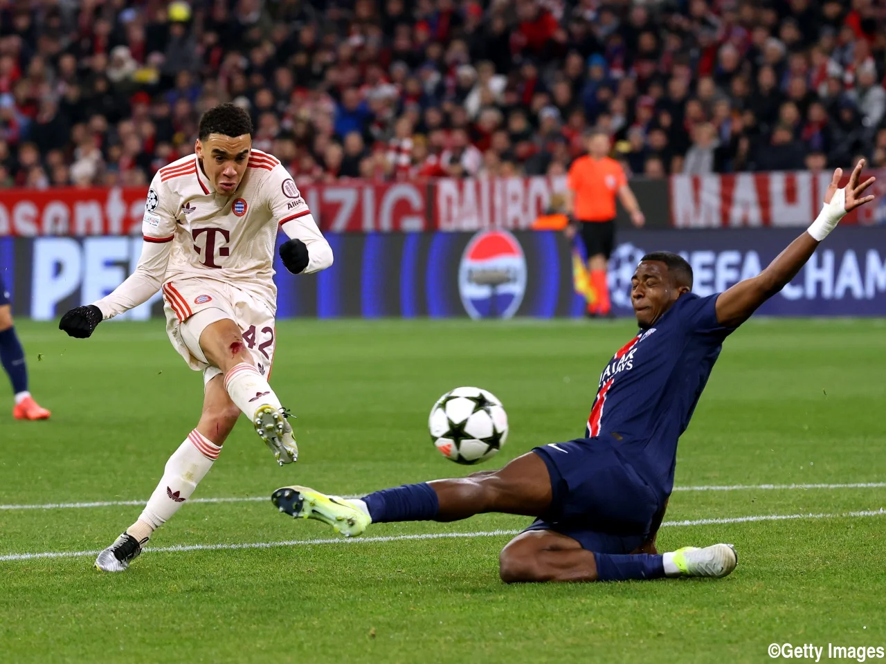 ジャマル ムシアラ Topps Stadium Club RC PSA 10