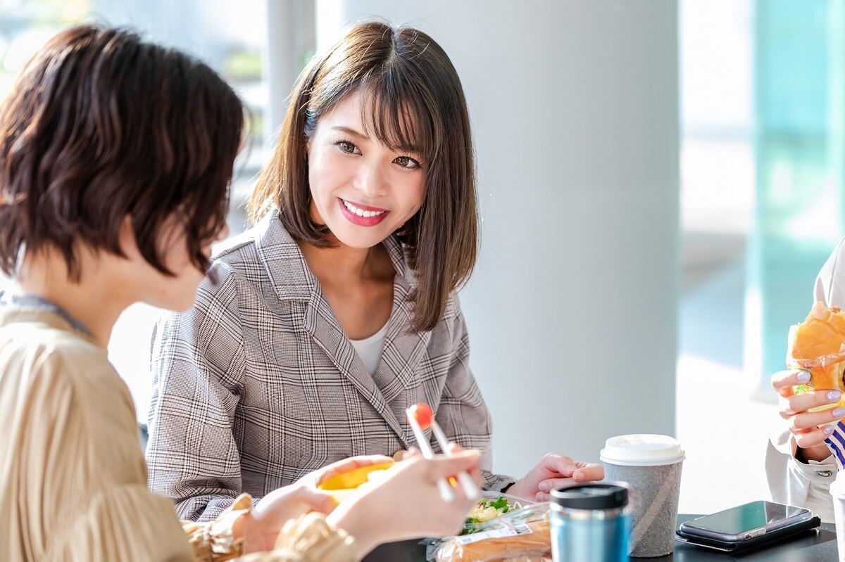 インド語 ヒンディー語 でごちそうさまは？あいさつの書き方・ビジネス・翻訳・丁寧に言う場合や発音・音声も紹介！白丸くん