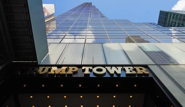 トランプ・ワールド・タワー ニューヨーク中