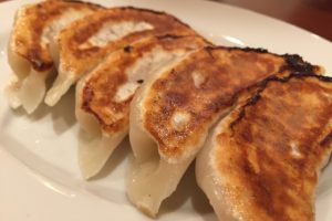 おにぎりキッチンカーが儲かるかを検証！売り上げ931万円も可能！初期費用は560万円！はじめてのキッチンカ