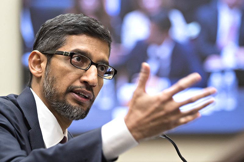 グーグルに警察への技術提供やめるよう要請－ＣＥＯに従業員らが書簡 - Bloomberg