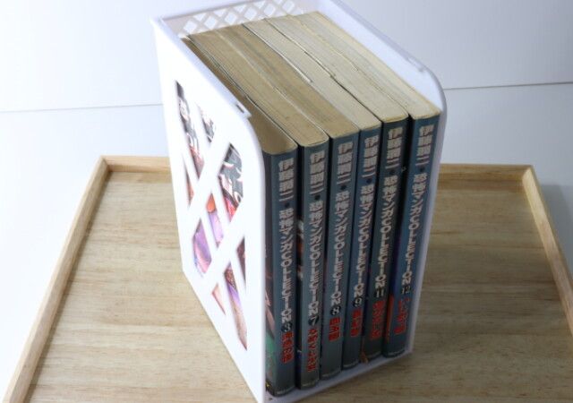 隙間」がリメイクポイント☆セリアDIY「ブックスタンド」 : pink pinko life