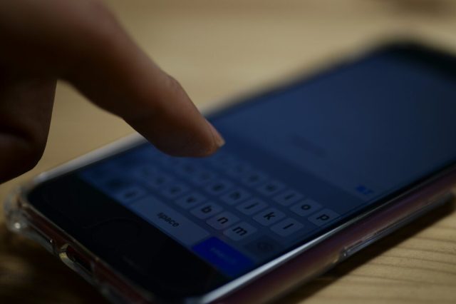 SE新作なき今｢iPhone 16e｣を選べば問題ないのか ホームボタンに別れを告げ､来るべきAI時代に備えるインターネット東洋経済オンライン