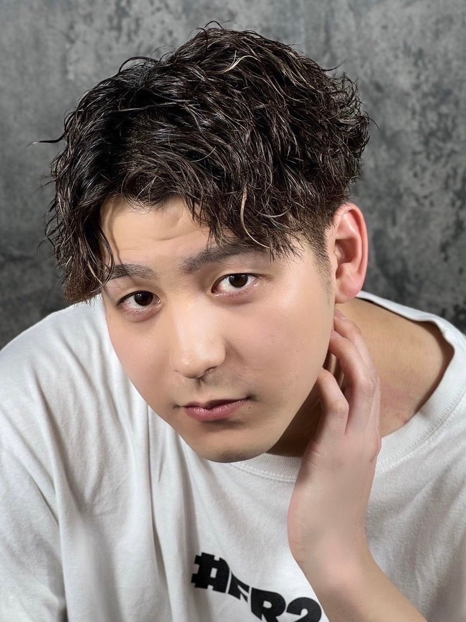 銀行員にふさわしい髪型を教えてください。PORTキャリア