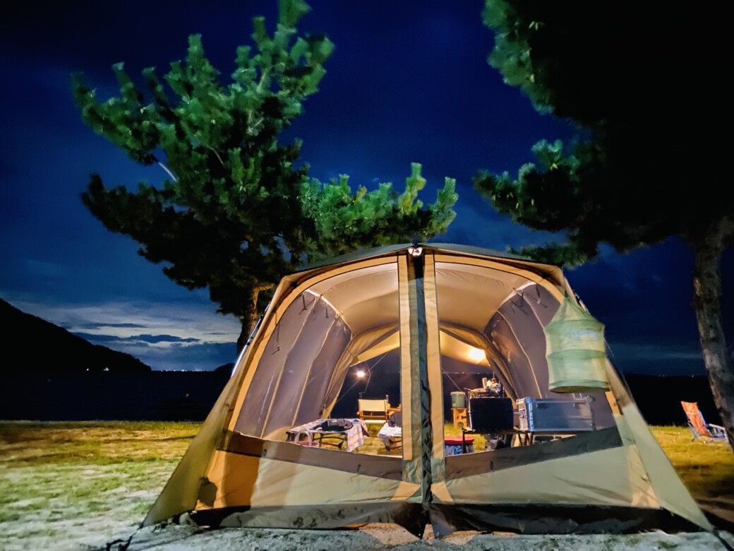 ogawa アポロン レビュー。潰しの効く2ルーム＆トンネル型。 宴会幕にも最適 │maagz